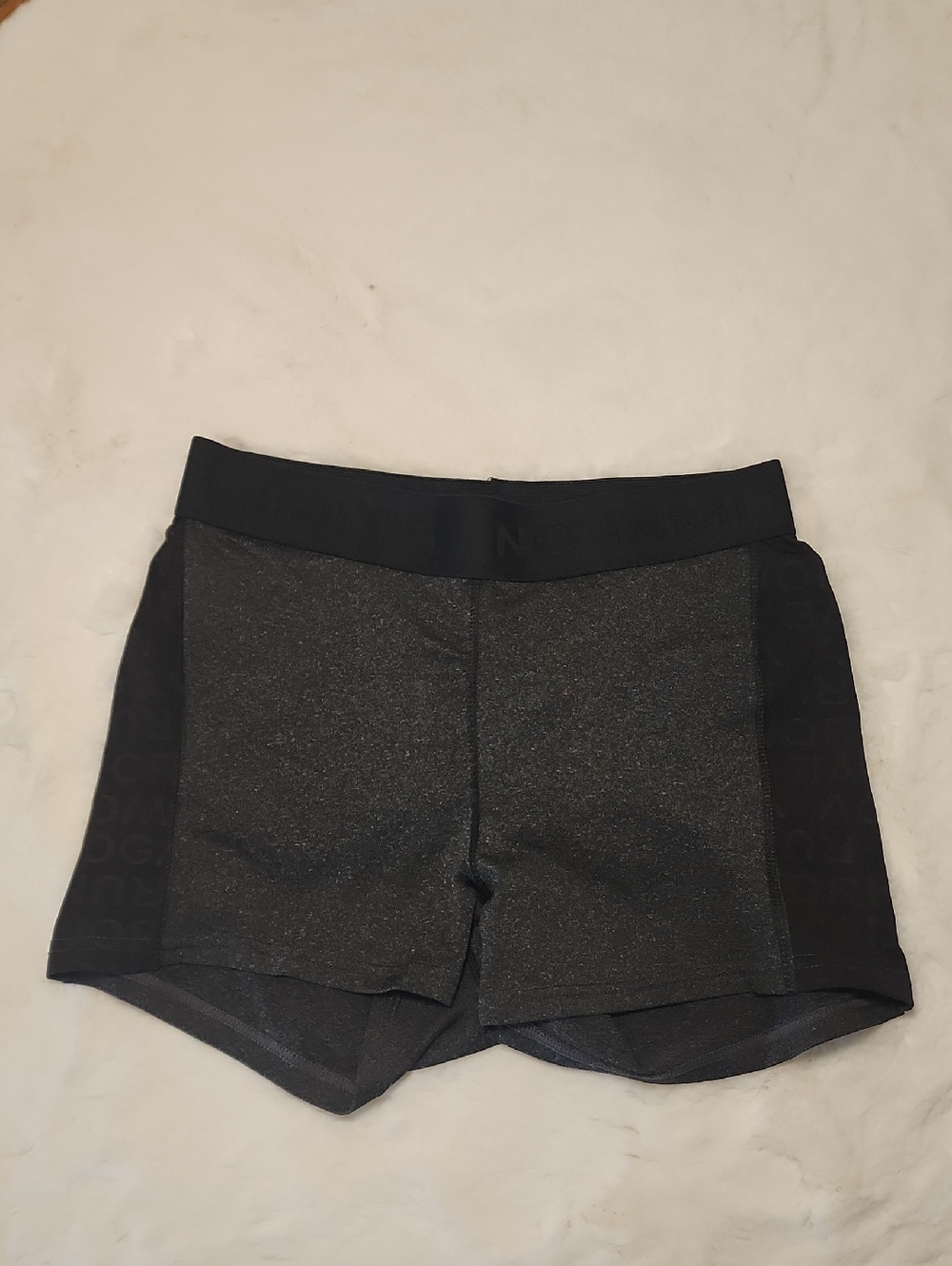 Women's Black & Gray Athletic Stretch-Waist Bike Shorts Size S (Running As XS)